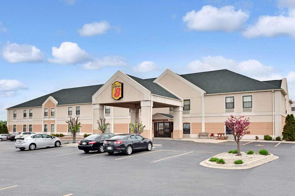 Super 8 By Wyndham Hampshire Il Exterior foto